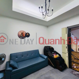 CHUNG CƯ TRẦN KẾ XƯƠNG,PHÚ NHUẬN - 33m2 chỉ 2ty3 - sổ riêng thang bộ lầu 1 _0