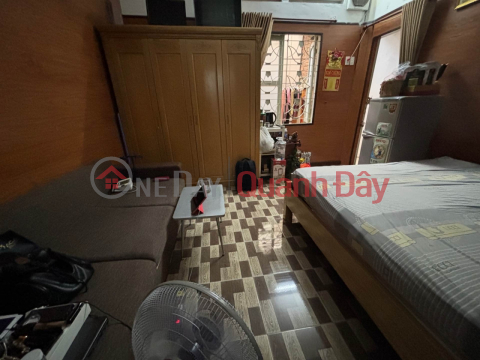 D2296 Sập Sàn Căn Hộ Mặt Tiền Lê Văn Sỹ Ngay Sát Sân Bay Giá 1.X Tỷ ️ _0