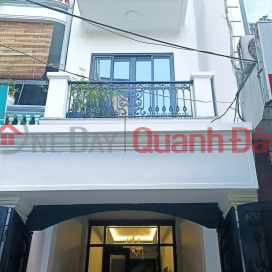 FOR SALE DONG DA BUILDING STORE, HANOI. Brand new 4 storey house, CAR GAR. PRICE ONLY MORE THAN 100TR\/M2 _0