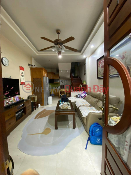 House for sale in Phung Hung old town, ready to move in, 45m2, 6 floors, 4m frontage, price 19.9 billion VND, wide alley. Sales Listings