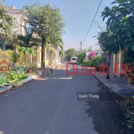 Urgent transfer of land lot on frontage of DT 821 road, Loc Giang commune, Duc Hoa district, Long An province. _0