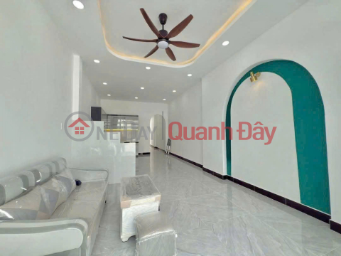 Sở hữu nhà đẹp, sổ riêng thổ cư chỉ với 300tr. Gần KCN Thạnh Phú _0