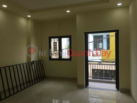 Whole house for rent in alley 275 Quang Trung, Ward 10, Go Vap. _0