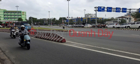 NHÀ 3 TẦNG ĐẸP – ĐẤT HƠN 100M² – ĐƯỜNG 30M LỀ 6M 9.9TỶ _0