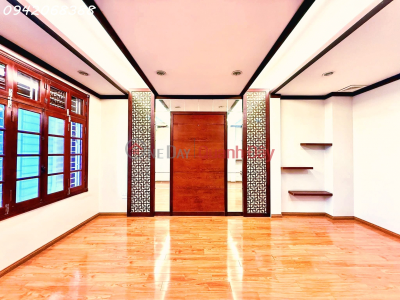 đ 24 Billion | House for sale in Tan Mai, Kim Dong, Hoang Mai, 90m2, 5 floors, 5m frontage, divided into lots, cars, the most livable paradise in the district.