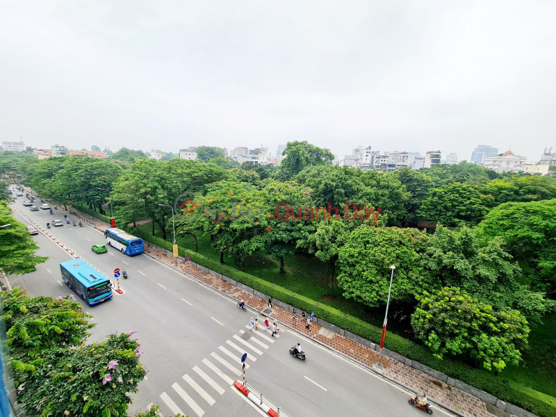 MP TON DUC THANG'S HOUSE, PRICE 268 MILLION\\/M2, HUGE AREA, WIDE FRONTAGE, SHADOW SIDEWALK. Contact: 0948358822 Vietnam, Sales | đ 46 Billion