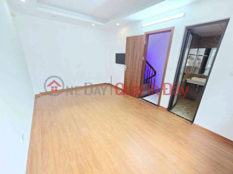 BEAUTIFUL 5-STORY HOUSE - 33M² IN PHUC LOI, ONLY 6.2 BILLION VND _0