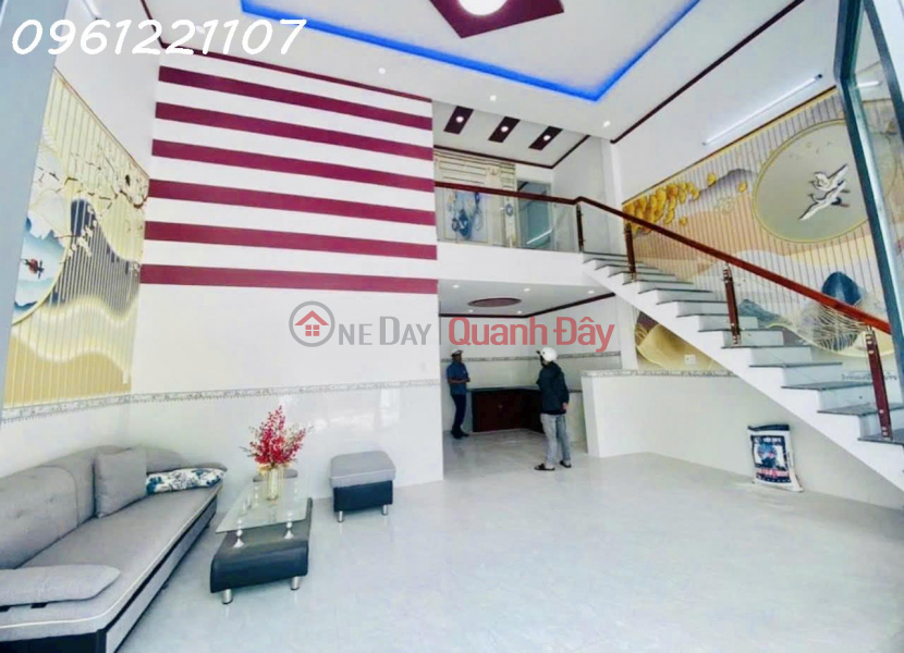 Need money urgently, sell a new house for only 300 million, move in immediately Sales Listings