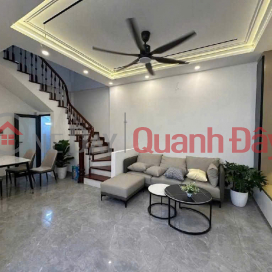BEAUTIFUL HOUSE IN THACH BAN – FULLY FURNISHED WITH LUXURY INTERIORS – CAR PARKING AT THE GATE – AS LUXURIOUS AS A MINI VILLA! _0