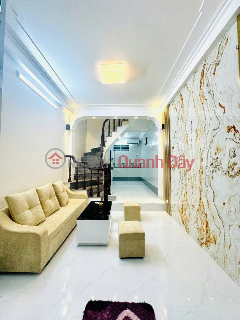 211 Khương trung, 2 thoáng, gần ô tô, nội thất đẹp, sổ vuông, nhà ở luôn _0