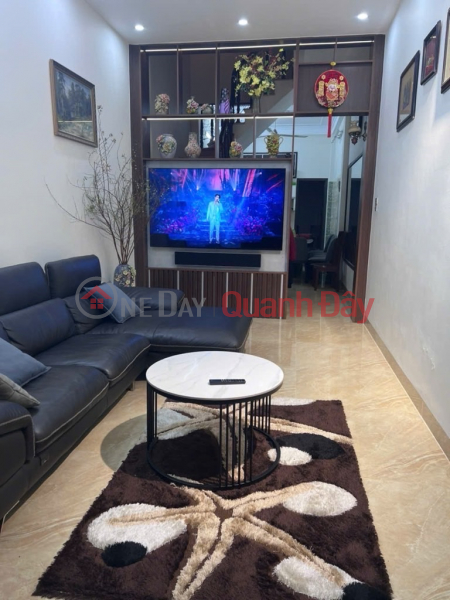 DỊCH VỌNG CẦU GIẤY 68M x5 TẦNG 15,5 TỶ NGÕ THẲNG,GẦN PHỐ,LÔ GÓC,Ô CHỜ THANG MÁY Niêm yết bán