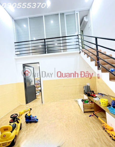 SHOCKING price only 2.15 billion - CORNER LOT HOUSE with area of nearly 70m2, car parking near the front of MOTHER NHU, Thanh Khe District, Da Nang _0