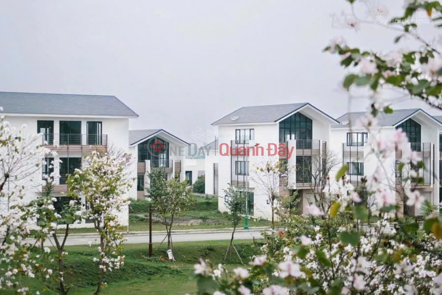 Selling detached villa facing the lake - beautiful location BT-DT11.04 LEGACY HILL project Sales Listings