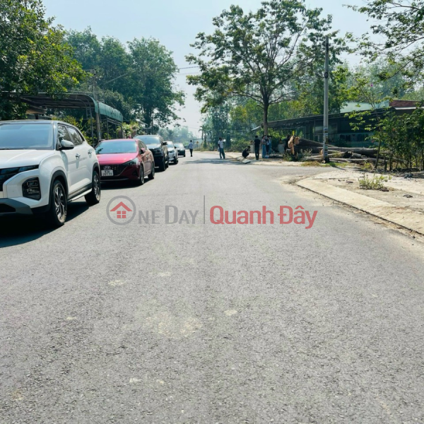 Property Search Vietnam | OneDay | | Niêm yết bán Chỉ 240tr sở hữu sổ sẳn, trên 200m2 có 100tc vị trí ngay KCN BECAMEX chơn thành