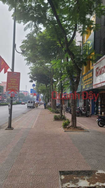 Bán nhà Phố Nguyễn Văn Cừ 163m2,3 Tầng, mặt tiền 5.2m,23 tỷ Long Biên Niêm yết bán
