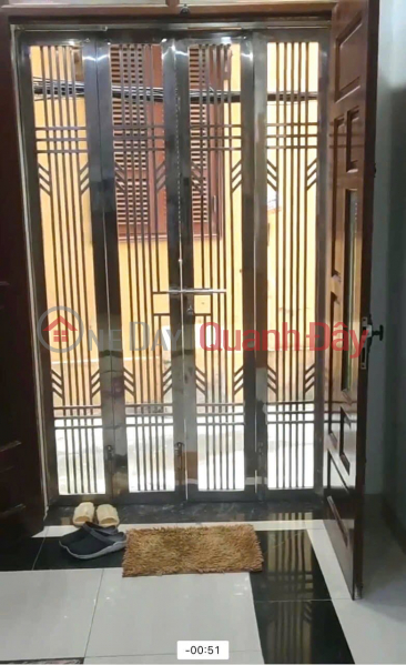 Cho thuê nhà ngõ Định Công, 30m2*5 tầng 3 phòng ngủ, 4 vs, 12 triệu Niêm yết cho thuê
