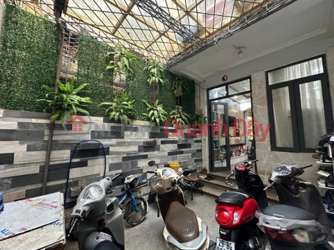 Quan Nhan, 44m 6 floors, wide frontage, close to the lake, beautiful house, luxury interior, cool and quiet _0