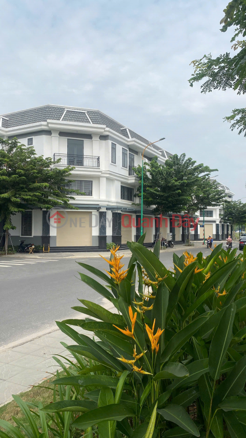 Invest Now in Cheap Townhouses - Beautiful Location Near My Phuoc Industrial Park, Vsip 2. Dong An, Near Administrative Center _0