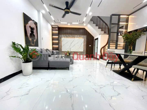 Phải thật nhanh Hoàng Liên 35.2m2-5 tầng, ô tô, NT đẹp ở ngay, 5.48 tỷ _0