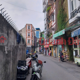 6-STOREY, 10-ROOM RESIDENTIAL HOUSE FOR RENT NEXT TO UNIVERSITY OF COMMERCE - THROUGH ALLEY, NEAR CAR - 9.75 BILLION _0