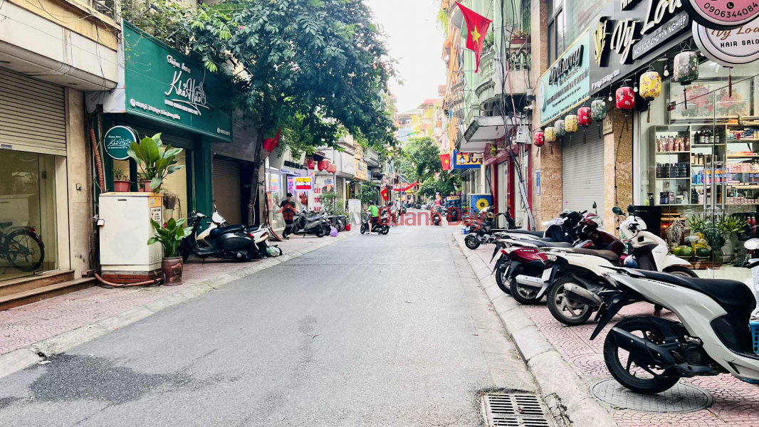 Property Search Vietnam | OneDay | Residential, Sales Listings | House for sale in Ngoc Lam, 150m2, frontage 5.6m, expanding to the back, sidewalk, car access