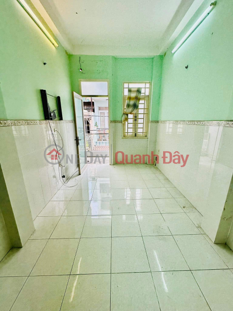 DISTRICT 1 - CAU KHO - EXTREMELY BEAUTIFUL AND VERY RARE LOCATION - WIDE CHECKBOARD PINE ALley - 4 FLOORS - PRICE 5.9 BILLION _0