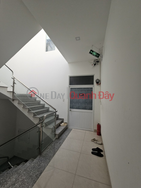 ► MT Man Thien Street, 7.5m wide, near the Airport Gate, 96m2, 4 floors, 8 business rooms. _0