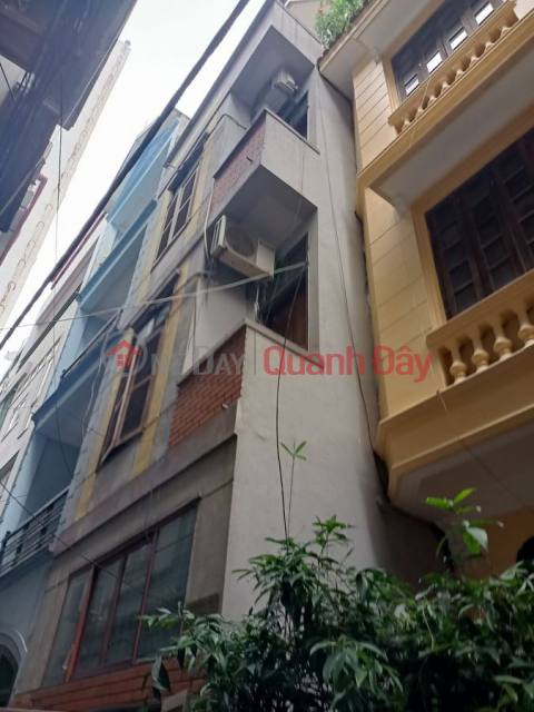 HOUSE FOR SALE: Hoang Quoc Viet Area: 41m2 \/ 4 floors \/ MT 3.9m \/ PRICE 9.3 billion _0