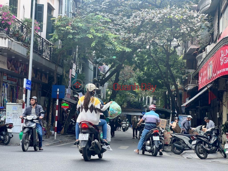 Property Search Vietnam | OneDay | Residential Sales Listings | House for sale on Hoan Kiem street, 69m x 4 floors, 7m frontage, 500m from Hoan Kiem lake, 5m sidewalk, business day and night