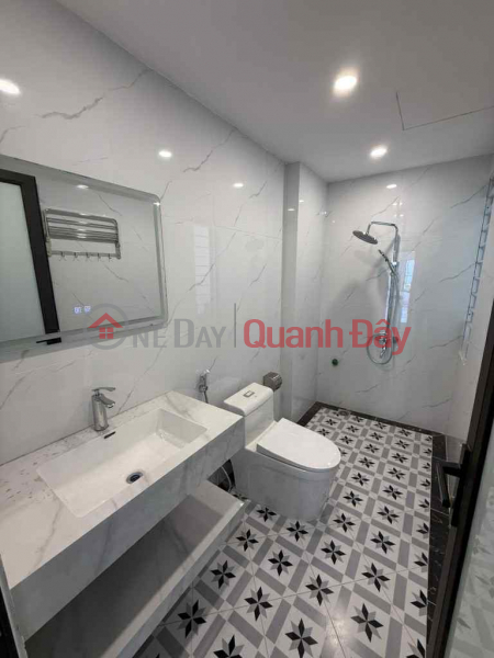 đ 14,1 tỷ | bán nhà Hoa Lâm-Việt Hưng, 83m x 5 tầng, thang máy, gara, nở hậu, 6 ngủ khép kín, dòng tiền 400tr/năm