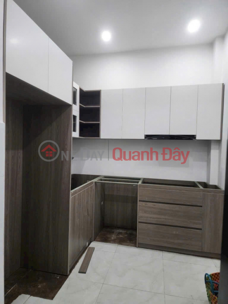 Bán gấp nhà mới, gần trường Ngô Thời Nhiệm, đường oto, Giá còn TL Niêm yết bán