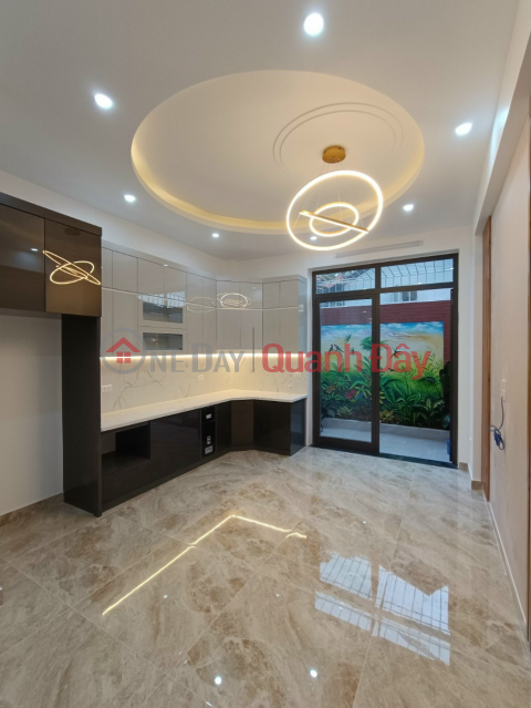 Selling newly built independent house with 4 floors, lot 16 Le Hong Phong, very nice price 6.4 billion _0