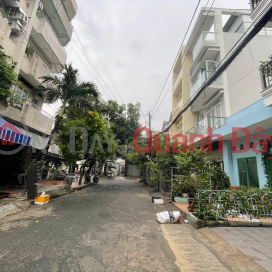 Bán nhà hẻm xe tải 13m Đường Độc Lập - DT 60m2 (4 x 15)m - 4 tầng _0