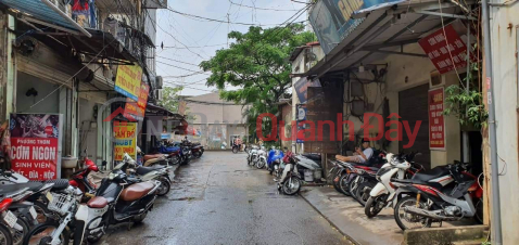 HOUSE FOR SALE VINH THUY HAI BA TRONG SUGAR HANOI . AVOID CAR , FAMILY . PRICE 100TR\/M2 _0