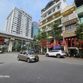 Owner selling a plot of land on Tran Quang Dieu street, 70m2, 4.1m frontage, slightly over 21 billion VND, wide and airy alley. _0