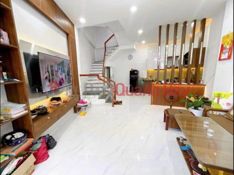3-storey house for sale in Nui Thanh - Near Main Street - fast selling price during the week _0