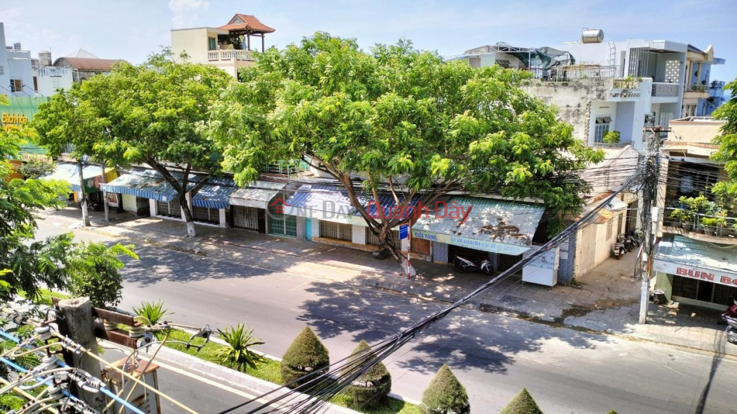 The owner sells the house in front of Tran Phu Street, Prime Location, Nha Trang City Sales Listings