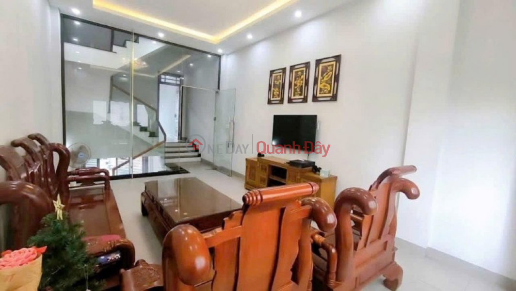 ►Front of Dinh Nghe Street, 7.5m wide road straight to My Khe Beach, 4 beautiful floors, Vietnam, Sales | đ 10.5 Billion