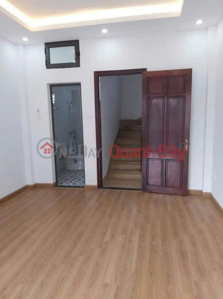 đ 7.5 Billion | House for sale in Cau Giay, 5 floors, built by a private contractor, 3-storey alley, cash flow business, frontage 4m\\/area 32m2, 7.5 billion