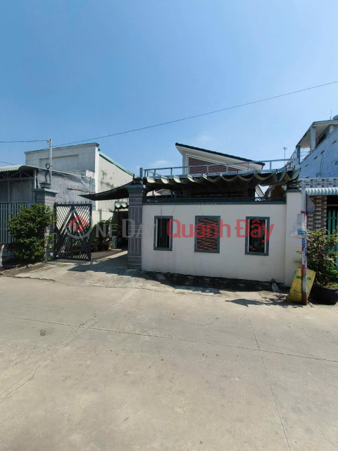 OWNER Needs to Sell House Quickly in the Center of Go Dau Town, Go Dau District, Tay Ninh _0