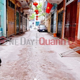 NHUE ANCIENT HOUSE – 40M² x 4 FLOORS – CAR WIDE 10M – AVAILABLE IMMEDIATELY – REASONABLE PRICE _0