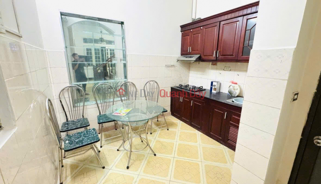 đ 3.5 Billion House for sale in Vu Tong Phan, 3.5 billion, 3-storey house - Corner lot, 30m facing the street