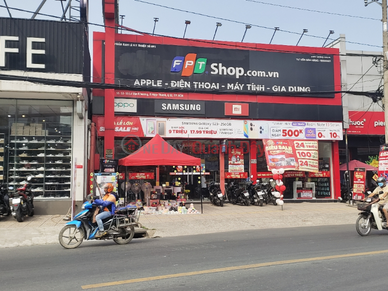 FPT Shop Mobile Phone Store - Le Van Khuong Street (Điện thoại di động FPT Shop - Lê Văn Khương),District 12 | (1)