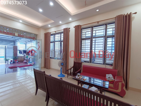 Selling cheap house with super cash flow, corner lot DT 150 m2, VIP area UBQ Long Bien, Viet Hung _0