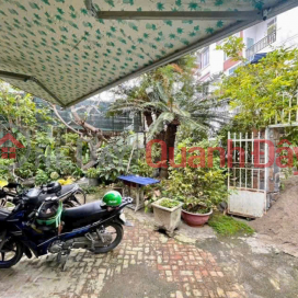 PRIME LOCATION — BEAUTIFUL PLOT OF LAND — LAND FOR SALE WITH A HOUSE INCLUDED IN NAM NHA TRANG WARD. _0