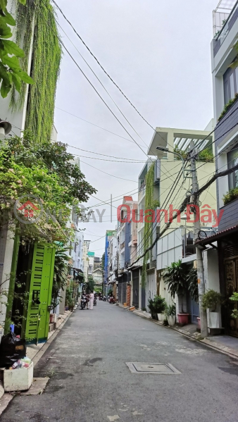 Industrial house for sale 59m2, 6m truck alley, Nguyen The Truyen Street, Tan Phu Sales Listings