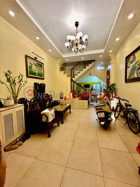 Property Search Vietnam | OneDay | Nhà ở | Niêm yết bán | BÁN NHÀ HOÀNG CẦU - 47M2 - Ô TÔ - PHÂN LÔ BÀN CỜ - Ở SƯỚNG - DÂN TRÍ CAO - TIỆN ÍCH BẠT NGÀN