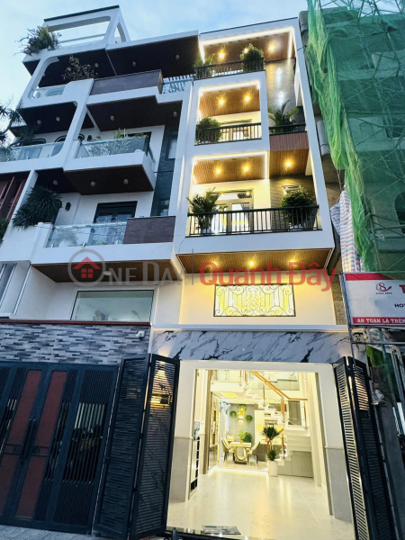 New 5-storey house, right at EMART Phan Huy Ich, Ward 12, Go Vap. Price 7.89 billion negotiable Sales Listings