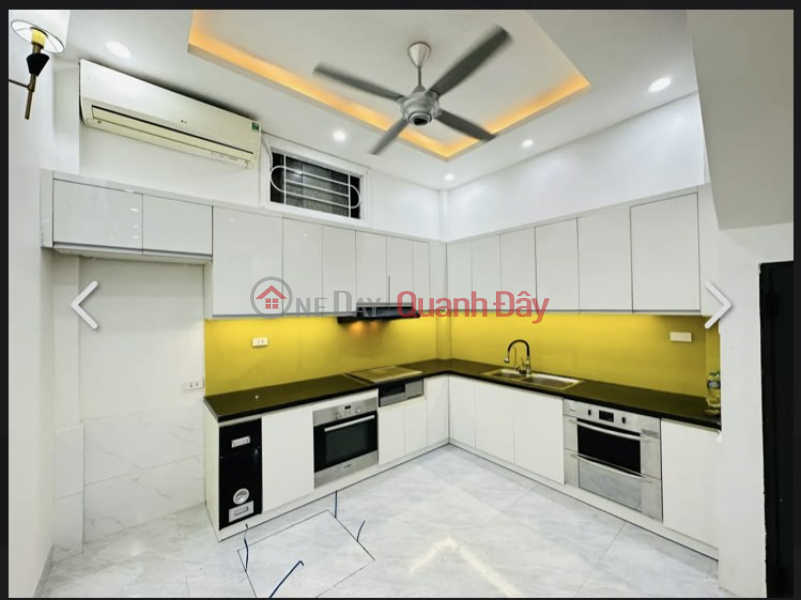 Bán nhà trung tâm mua sắm sầm uất nhất quận Cầu Giấy Dt 37m2x5Tx3,8mt giá nhỉnh 7 tỷ, Việt Nam Bán đ 7,2 tỷ