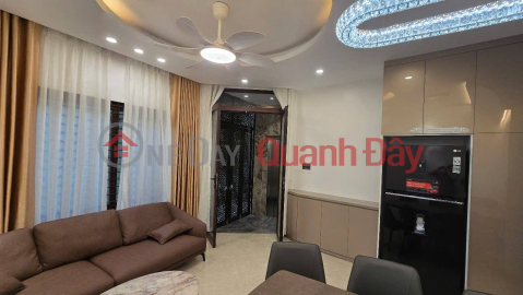 BÁN NHÀ PHÂN LÔ TRẦN QUỐC HOÀN – CẦU GIẤY – Ô TÔ VÀO NHÀ – THANG MÁY FULL NỘI THẤT MỚI _0